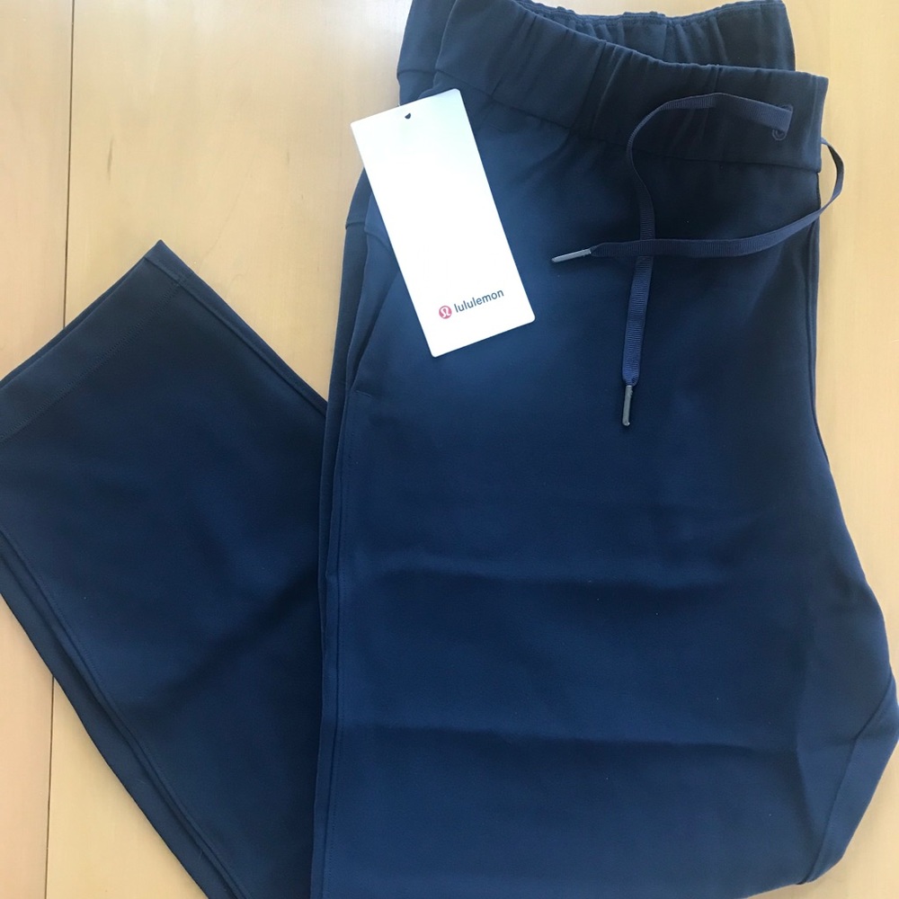lululemon on the fly woven pants size 12 like new